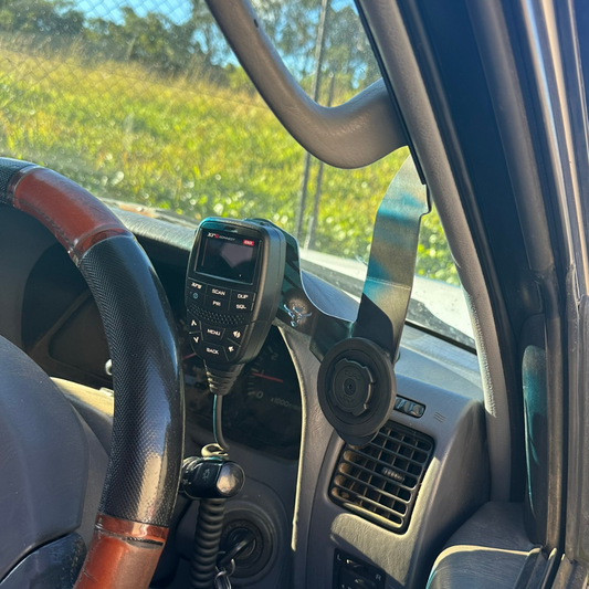 Toyota Land Cruiser 90 Series Phone and UHF Mount