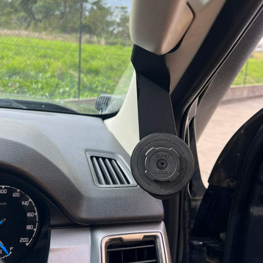 2019-2024 Mitsubishi Pajero Sport Phone Mount